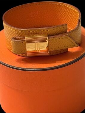 HERMÈS Artémis Yellow Leather Bracelet with Gold Accent